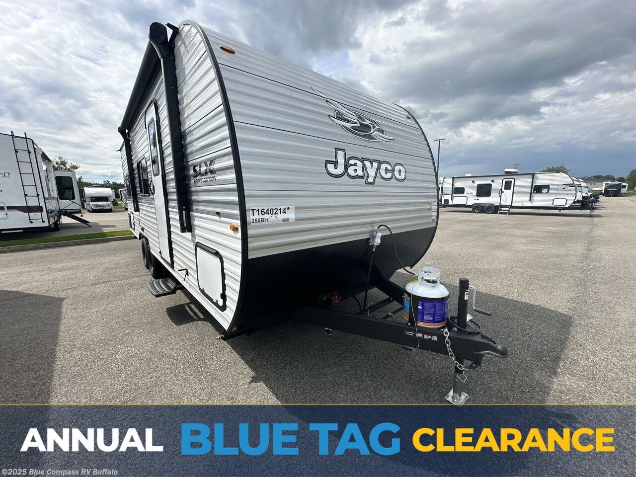 New 2026 Jayco Jay Flight SLX 250BH available in West Seneca, New York