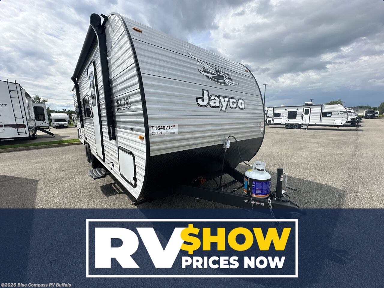 New 2026 Jayco Jay Flight SLX 250BH available in West Seneca, New York