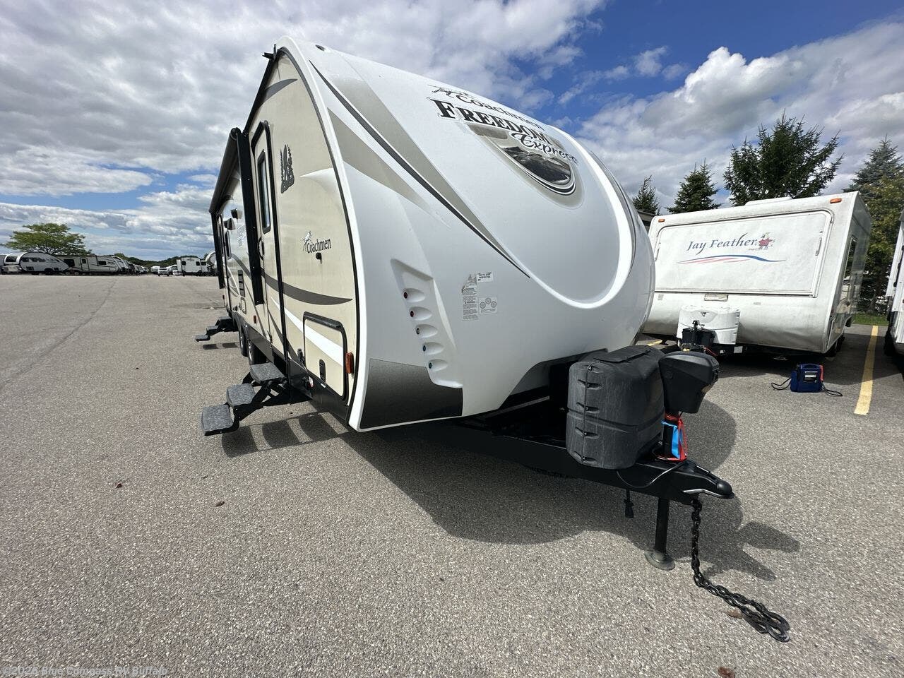 Used 2018 Coachmen Freedom Express 281RLDS available in West Seneca, New York