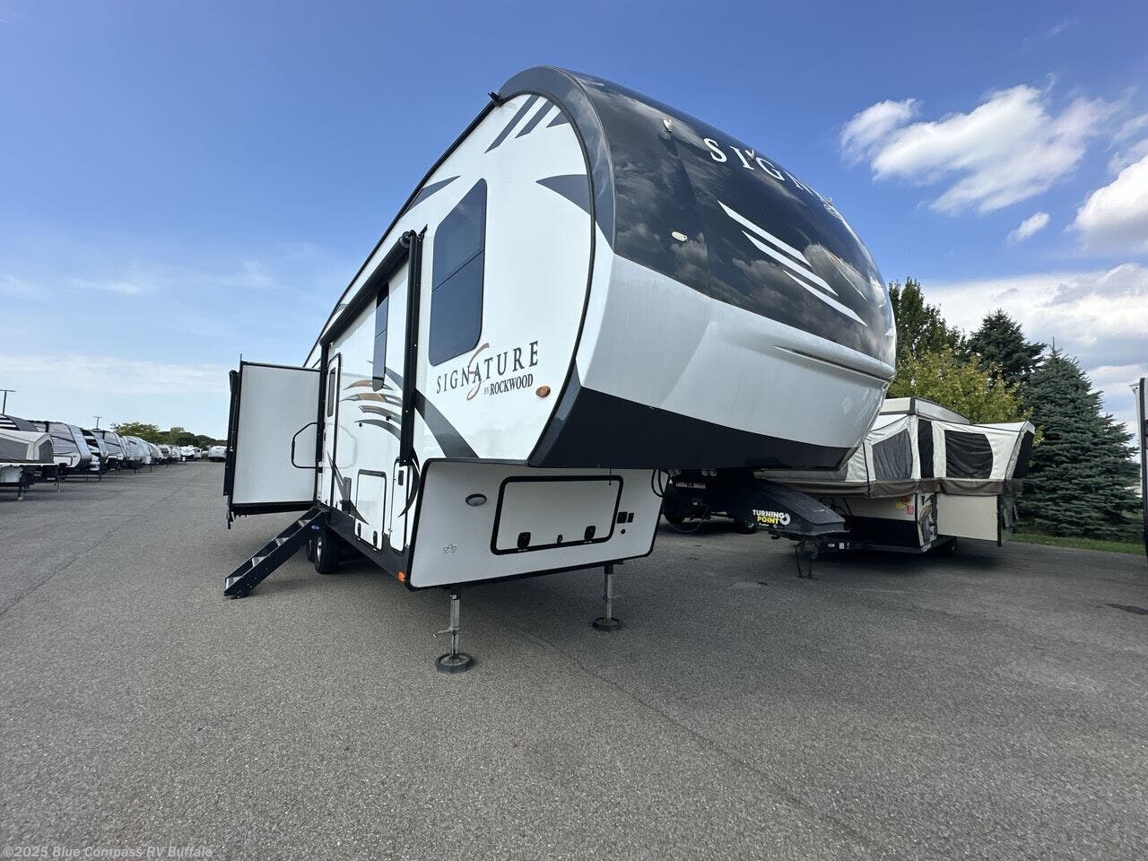 Used 2021 Forest River Rockwood Signature Ultra Lite 8299SB available in West Seneca, New York