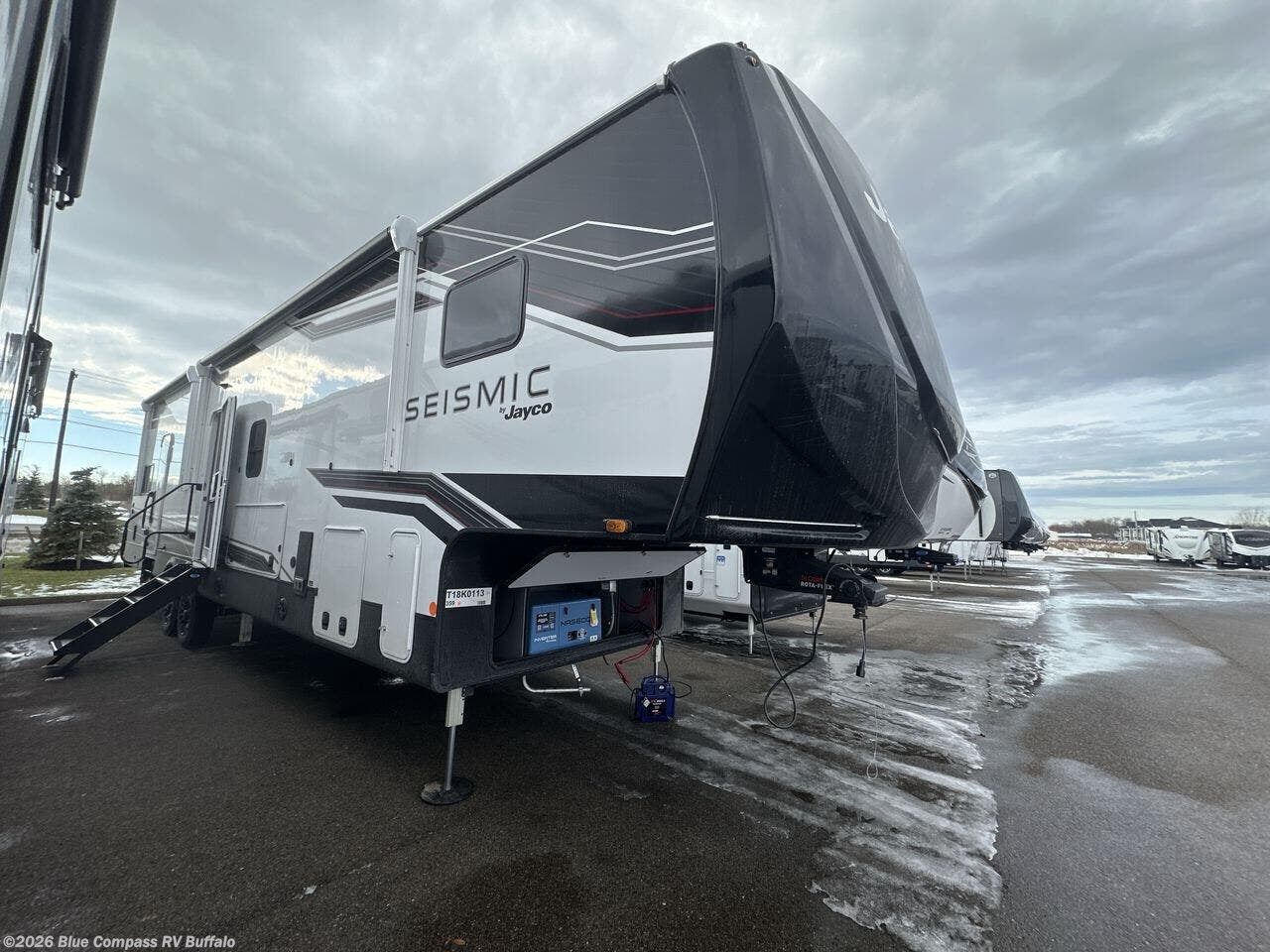 New 2026 Jayco Seismic 359 available in West Seneca, New York