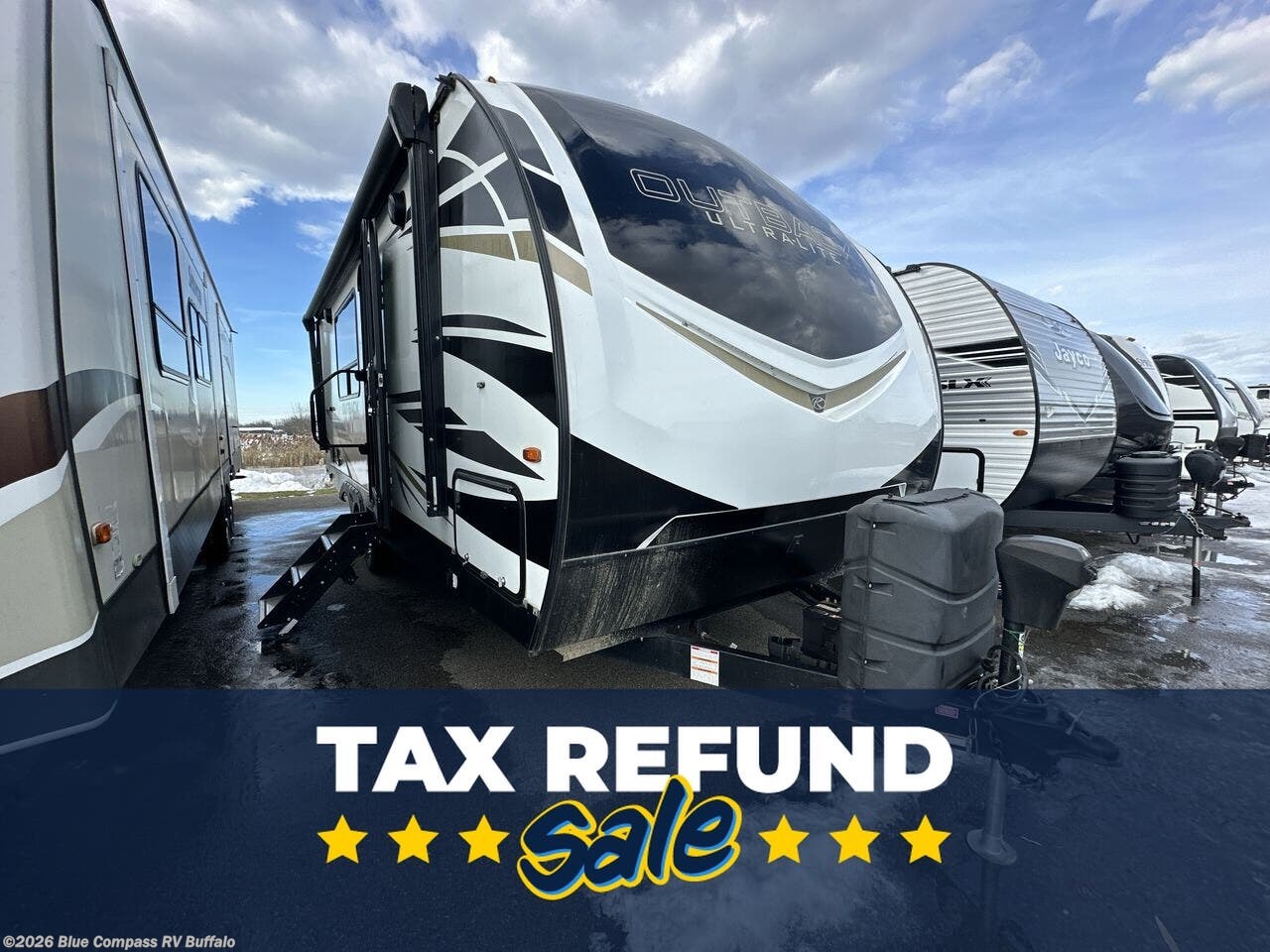 Used 2021 Keystone Outback Ultra Lite 221UMD available in West Seneca, New York