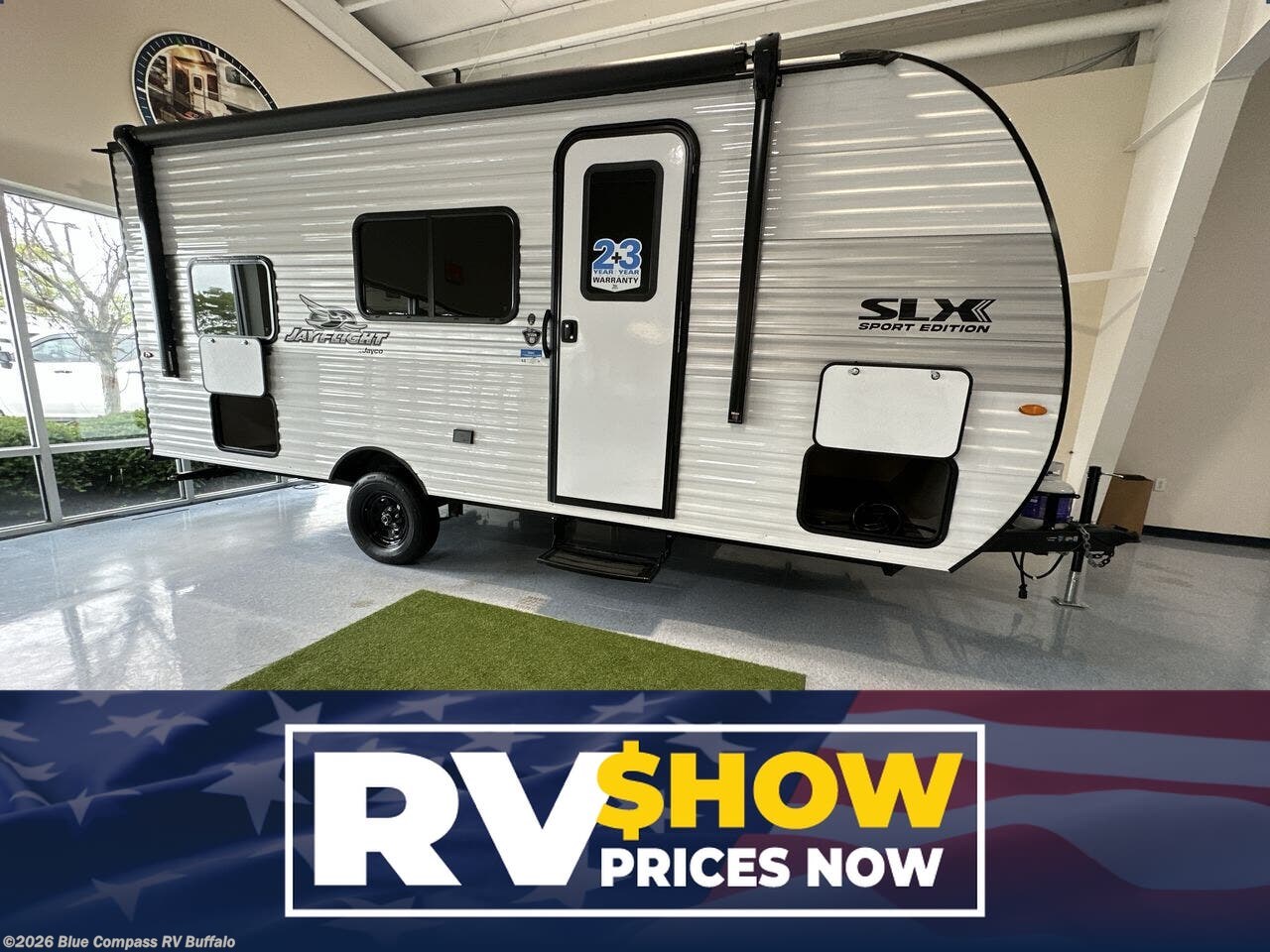 New 2026 Jayco Jay Flight SLX 172DB available in West Seneca, New York