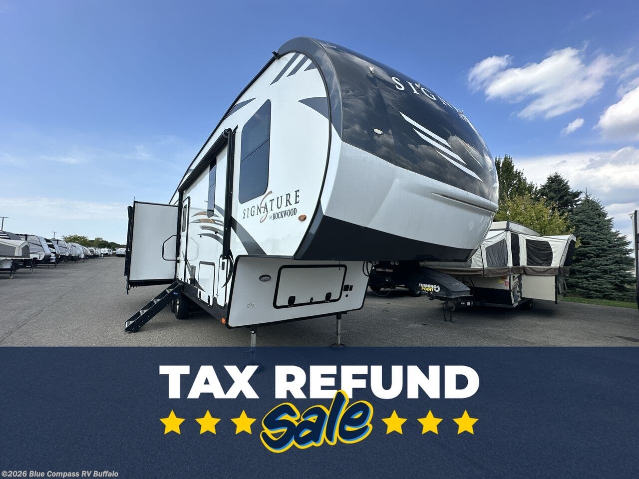 Used 2021 Forest River Rockwood Signature Ultra Lite 8299SB available in West Seneca, New York