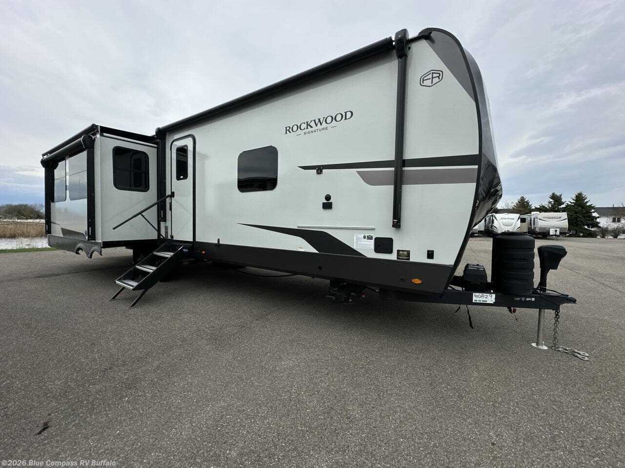 New 2026 Forest River Rockwood Signature 8337RL available in West Seneca, New York
