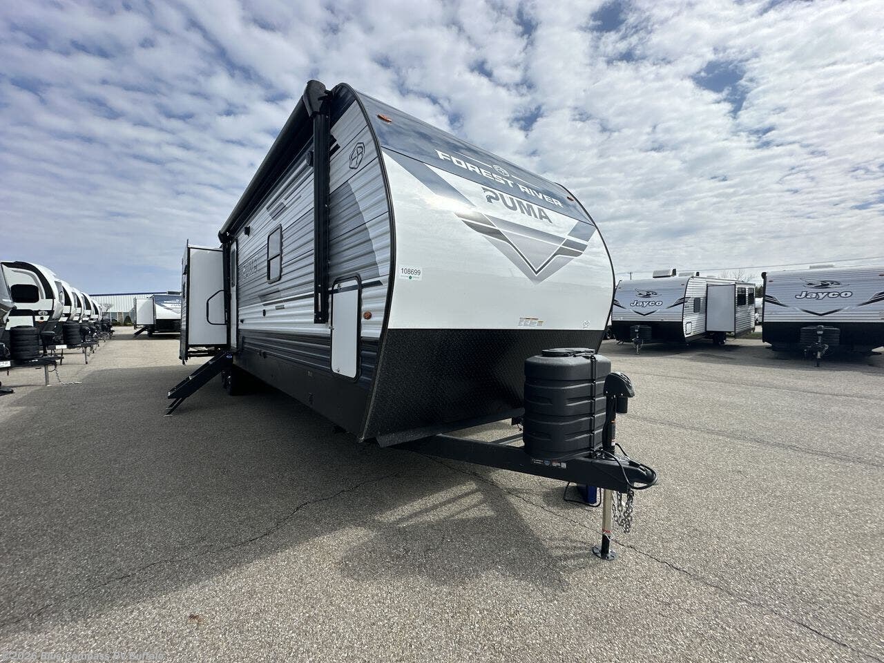 New 2026 Forest River Puma 32BHFS available in West Seneca, New York