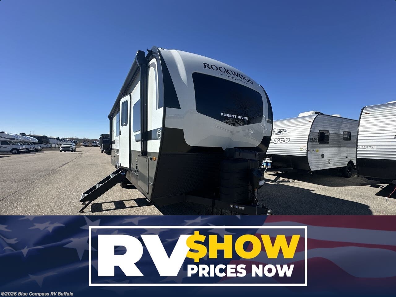 New 2026 Forest River Rockwood Mini Lite 2522FB available in West Seneca, New York