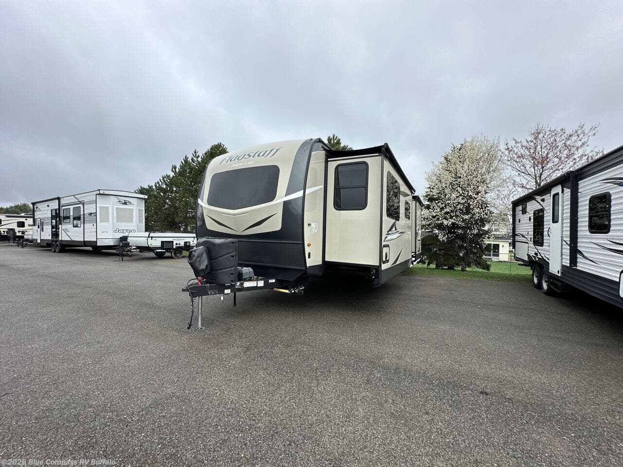 Used 2021 Forest River Flagstaff Micro Lite 25FKS available in West Seneca, New York