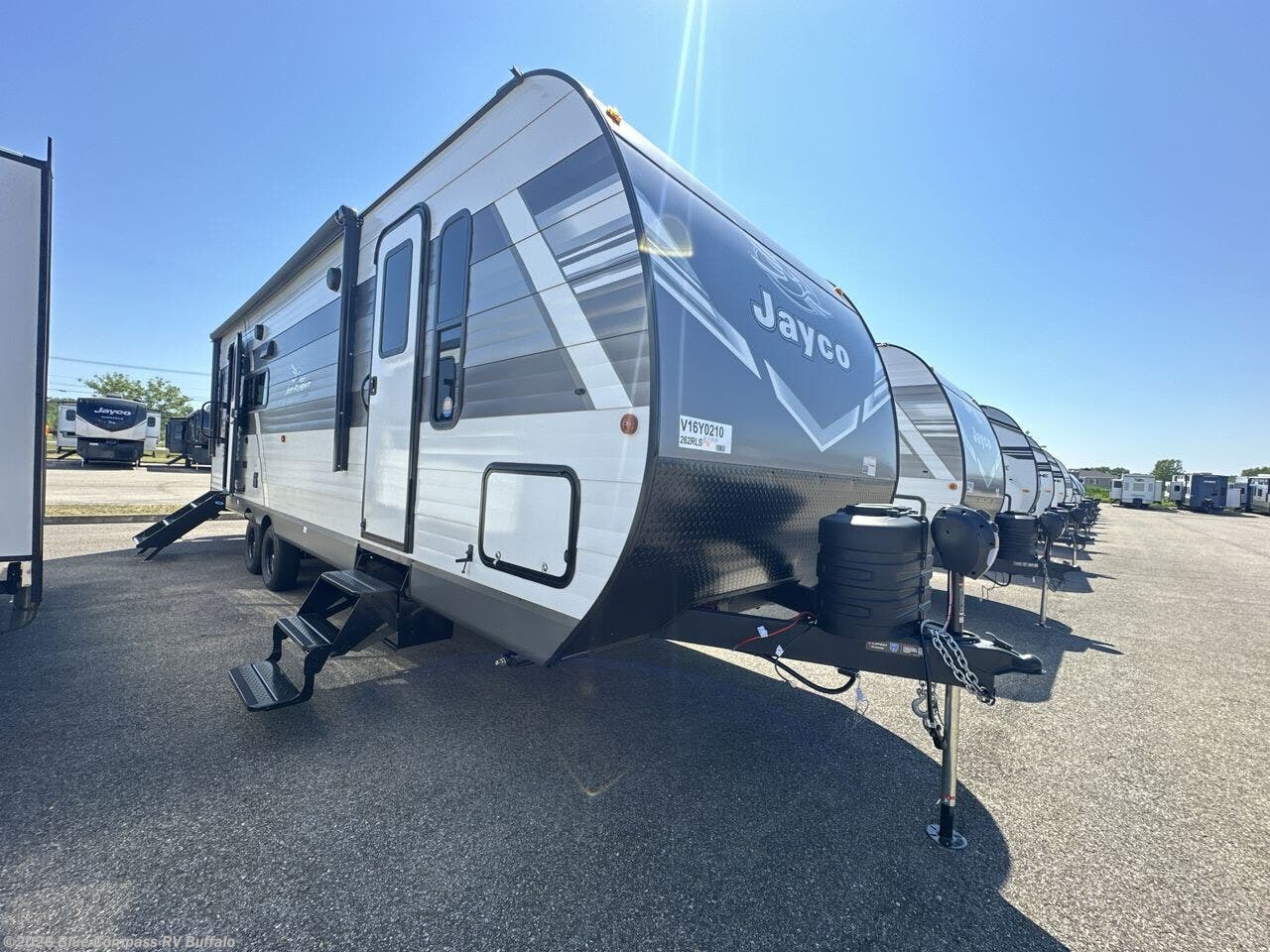 New 2027 Jayco Jay Flight 262RLS available in West Seneca, New York