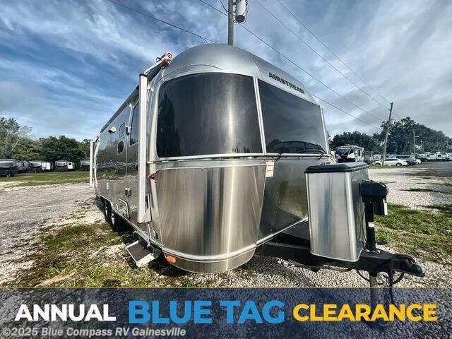 Used 2023 Airstream International 25RB Twin available in Alachua, Florida