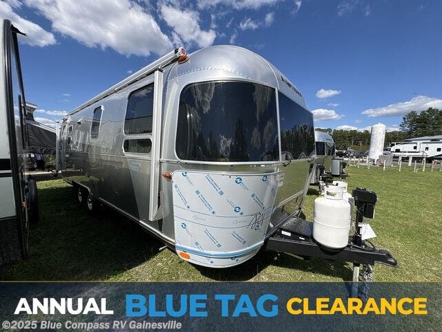 New 2026 Airstream Globetrotter 27FB available in Alachua, Florida