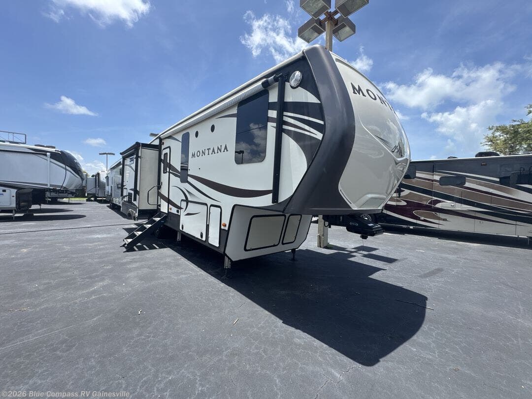Used 2018 Keystone Montana 3160 available in Alachua, Florida