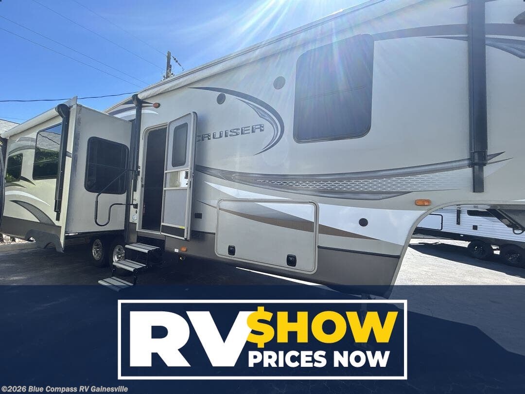 Used 2015 CrossRoads Cruiser 333RL available in Alachua, Florida