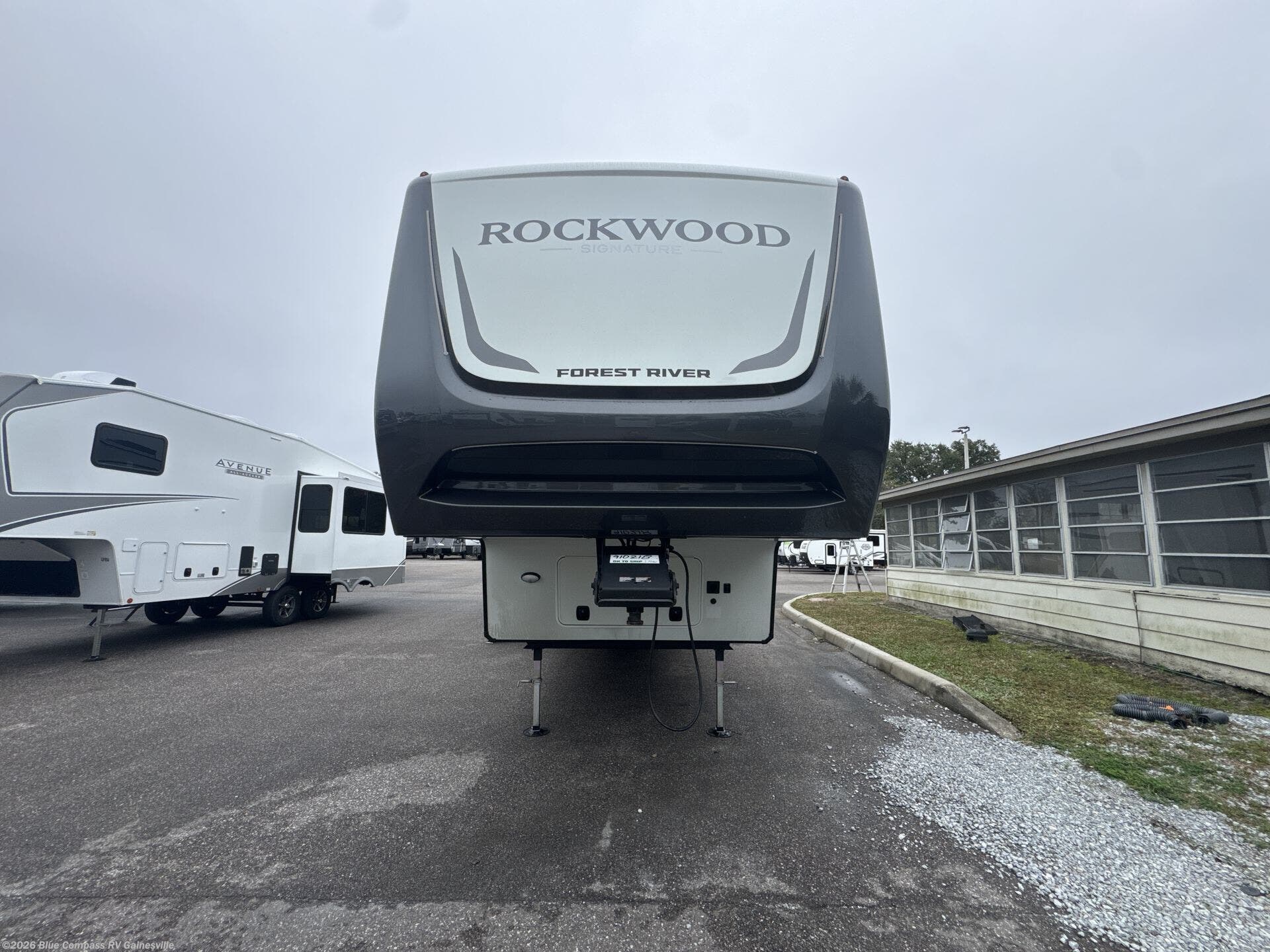 New 2026 Forest River Rockwood Signature 401SFB available in Alachua, Florida