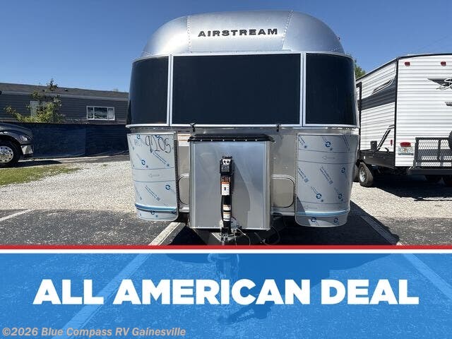 New 2026 Airstream Flying Cloud 23FB Twin available in Alachua, Florida