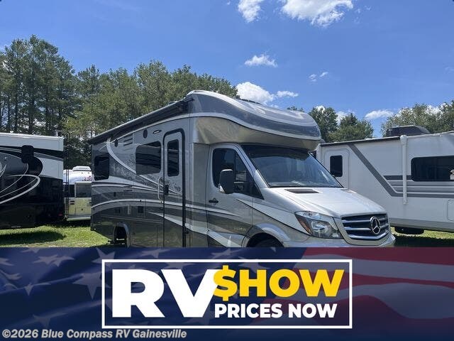 Used 2020 Dynamax Corp  isata 3 24RW available in Alachua, Florida