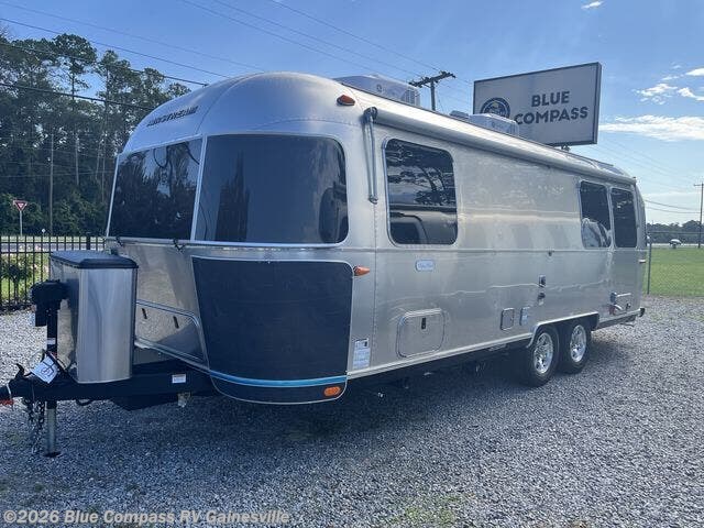 New 2027 Airstream Flying Cloud 25FB Twin available in Alachua, Florida