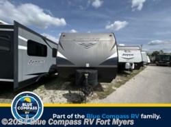 Used 2018 CrossRoads Zinger 288rr available in Fort Myers, Florida
