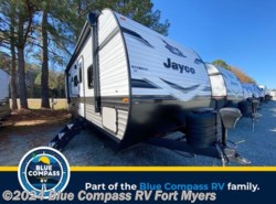 New 2024 Jayco Jay Flight SLX 261BHSW available in Fort Myers, Florida