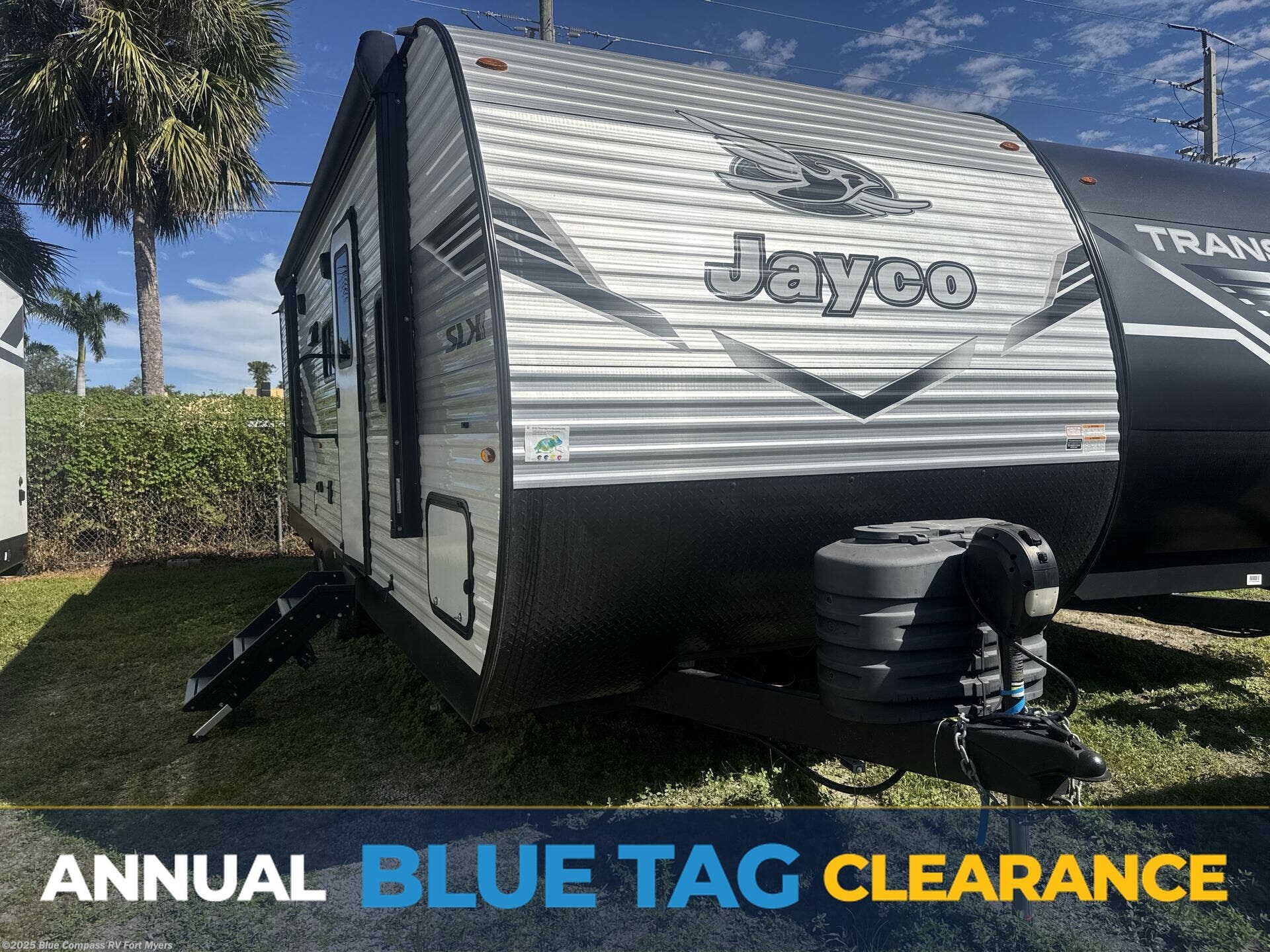 New 2025 Jayco Jay Flight SLX 261BHS available in Fort Myers, Florida