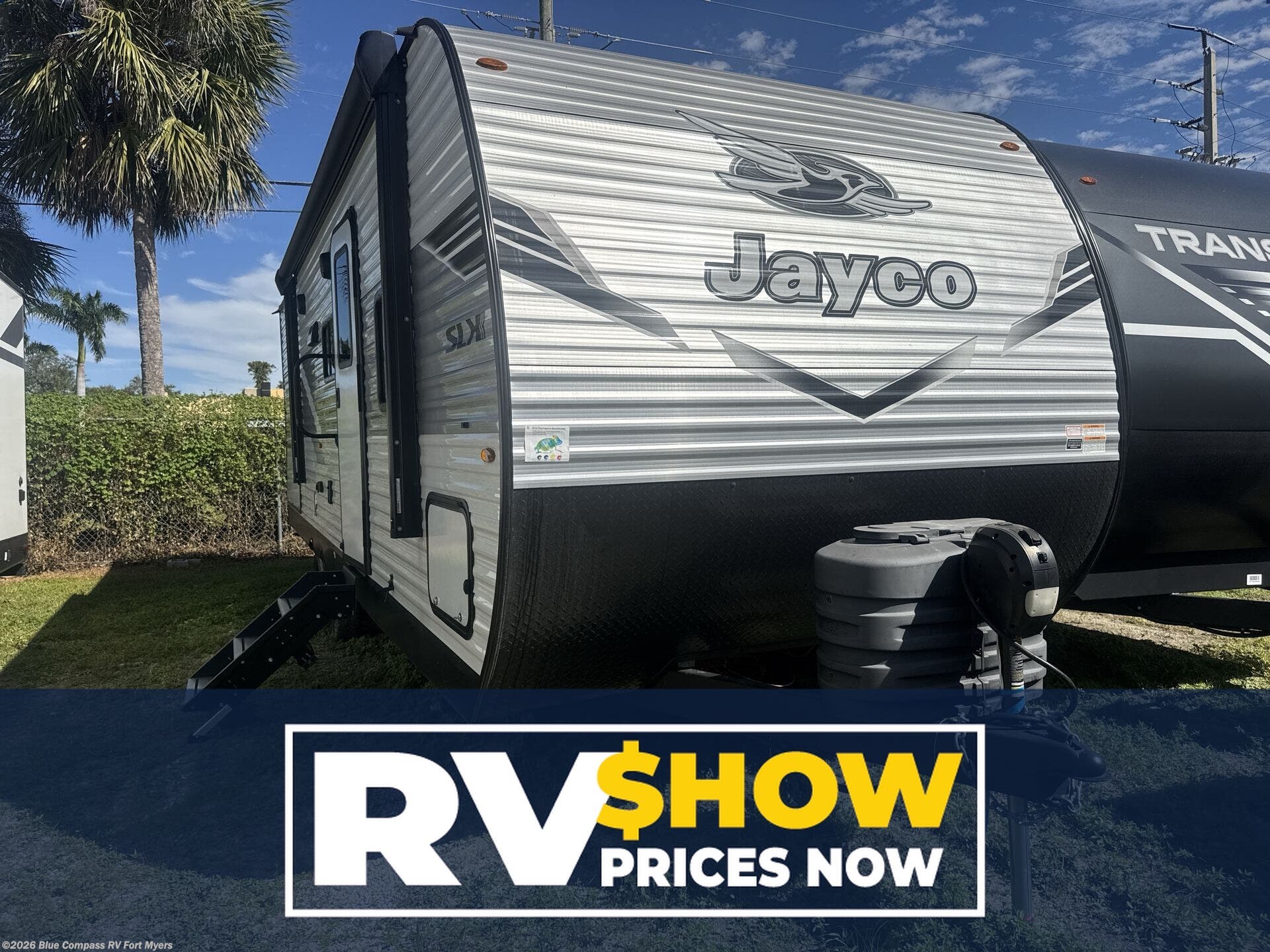 New 2025 Jayco Jay Flight SLX 261BHS available in Fort Myers, Florida