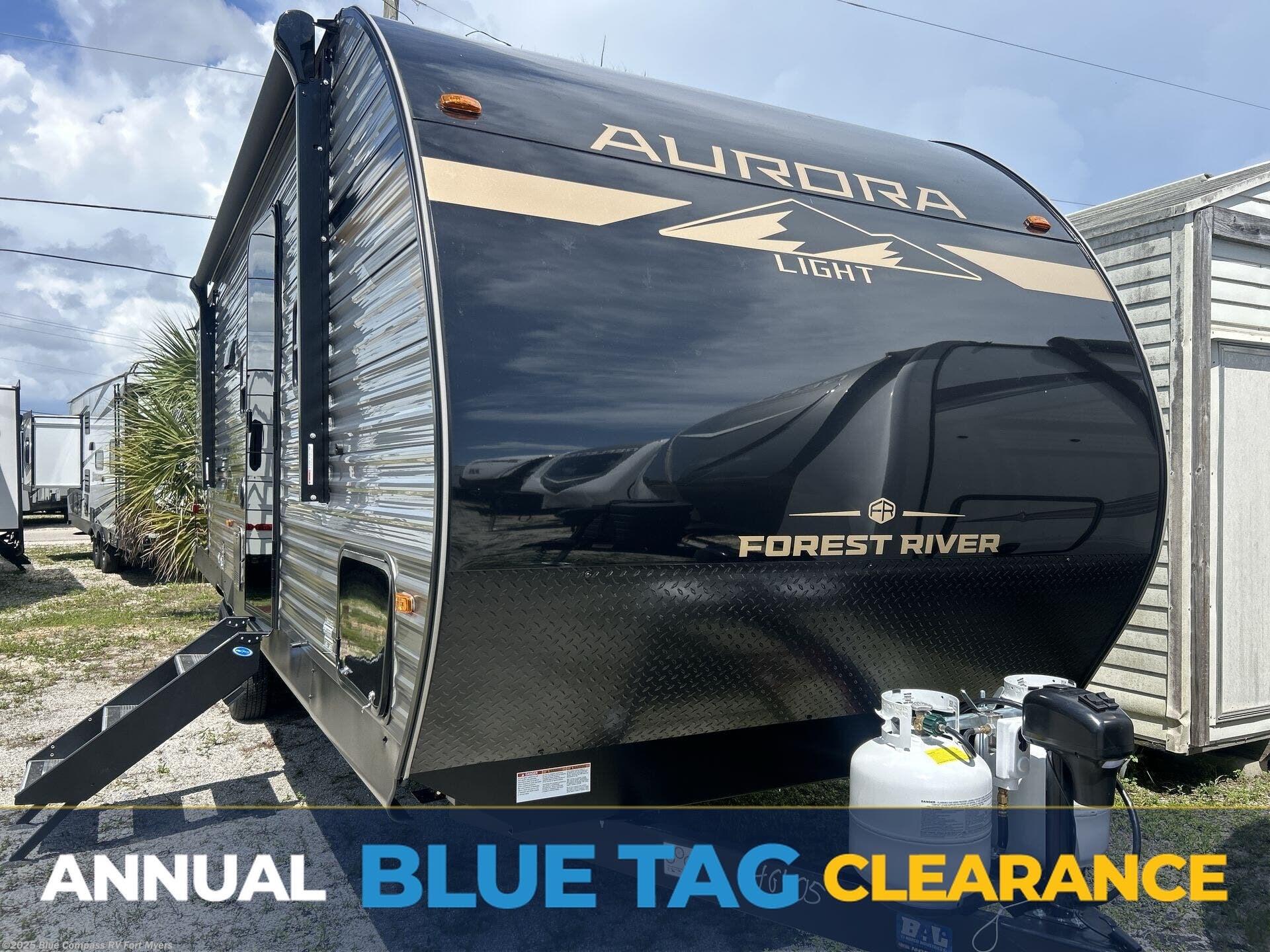New 2025 Forest River Aurora Light 26BHS available in Fort Myers, Florida