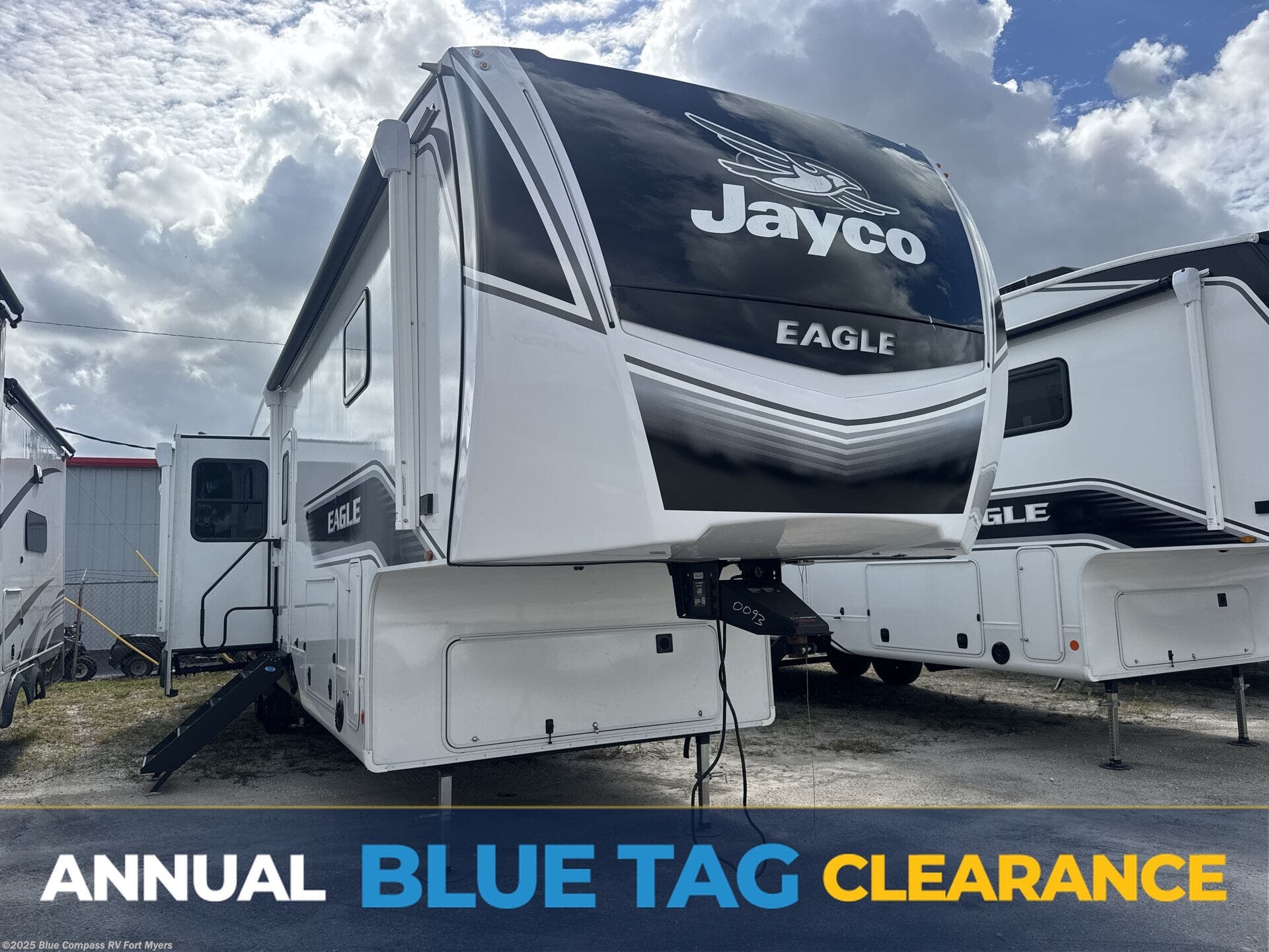 New 2026 Jayco Eagle 360DBOK available in Fort Myers, Florida