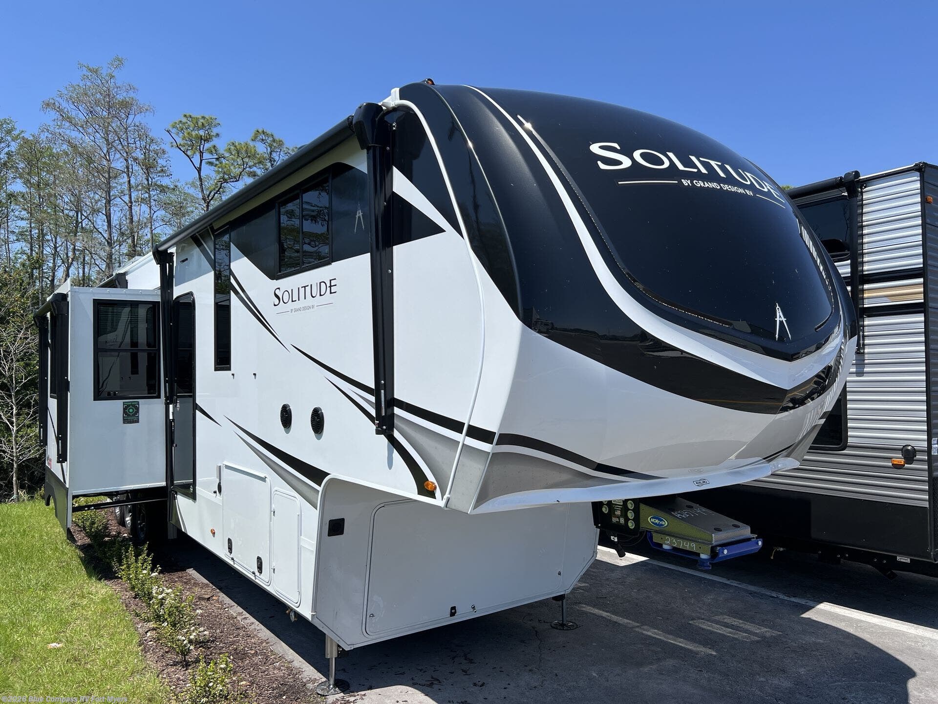 New 2026 Grand Design Solitude 414LJMJ available in Fort Myers, Florida