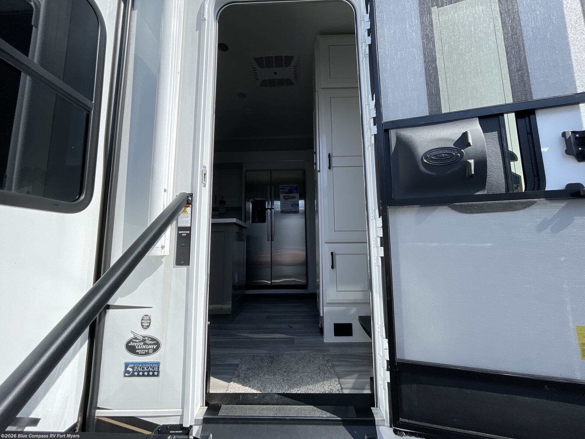 New 2025 Jayco Pinnacle 38KPTS available in Fort Myers, Florida