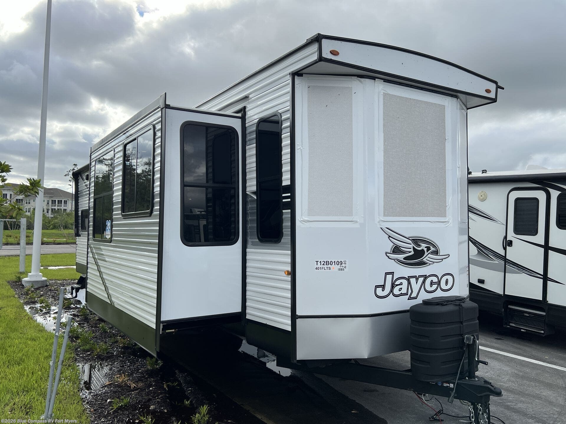 New 2026 Jayco Jay Flight Bungalow 401FLTS DS available in Fort Myers, Florida