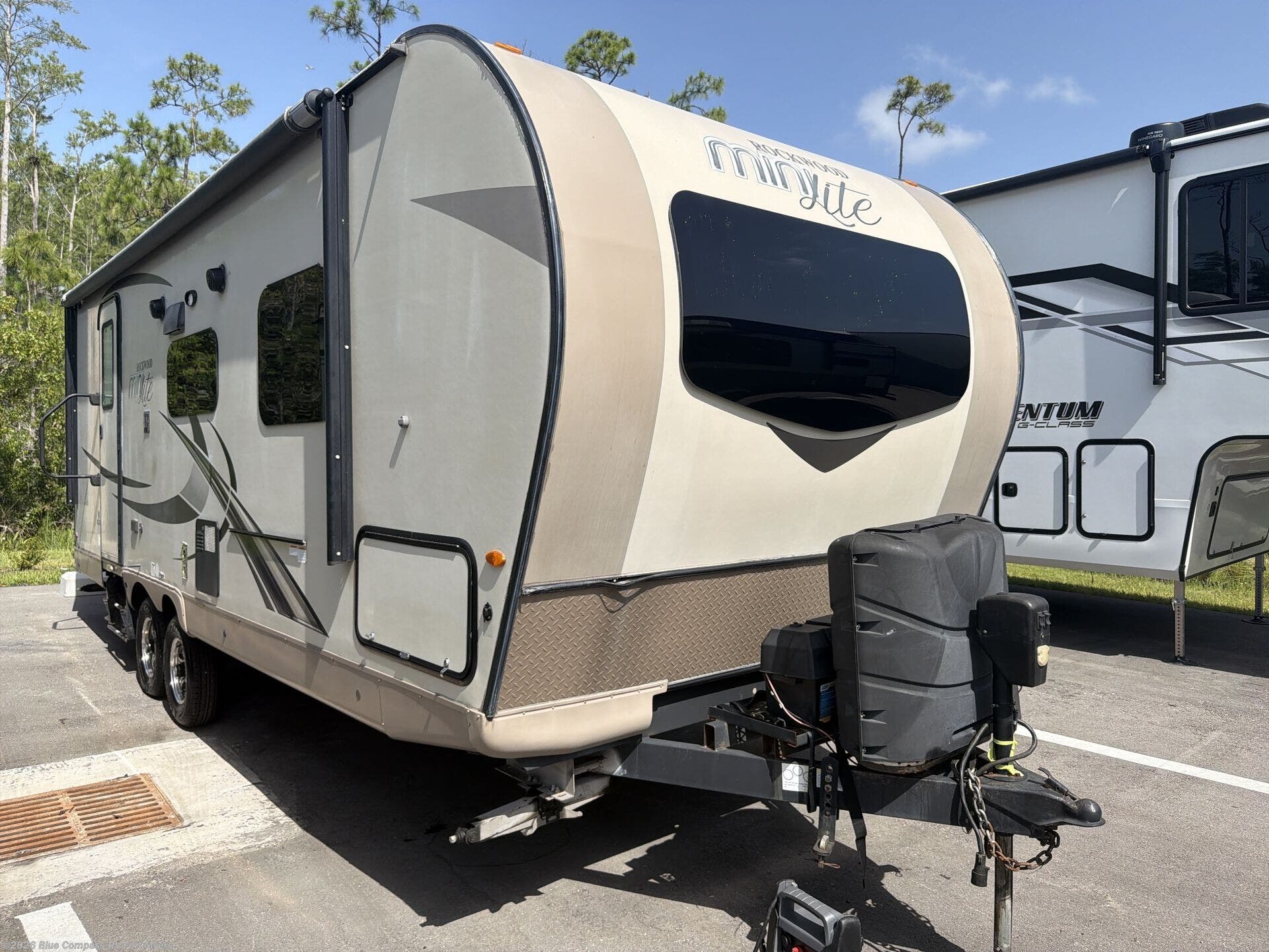 Used 2019 Forest River Rockwood Mini Lite 2511S available in Fort Myers, Florida