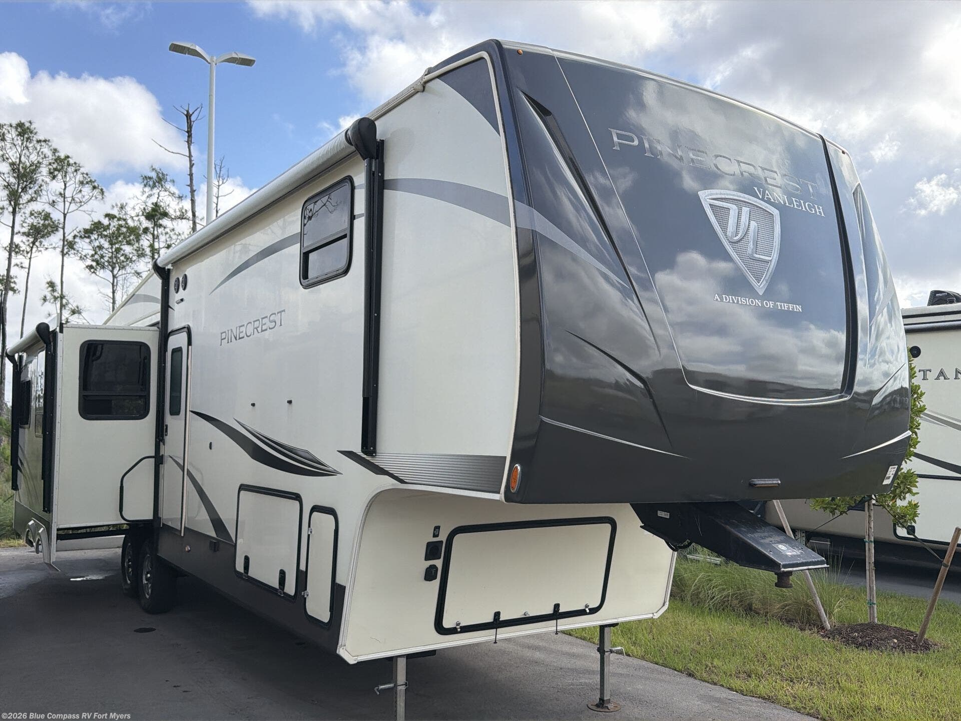 Used 2021 Vanleigh PineCrest 335RLP available in Fort Myers, Florida