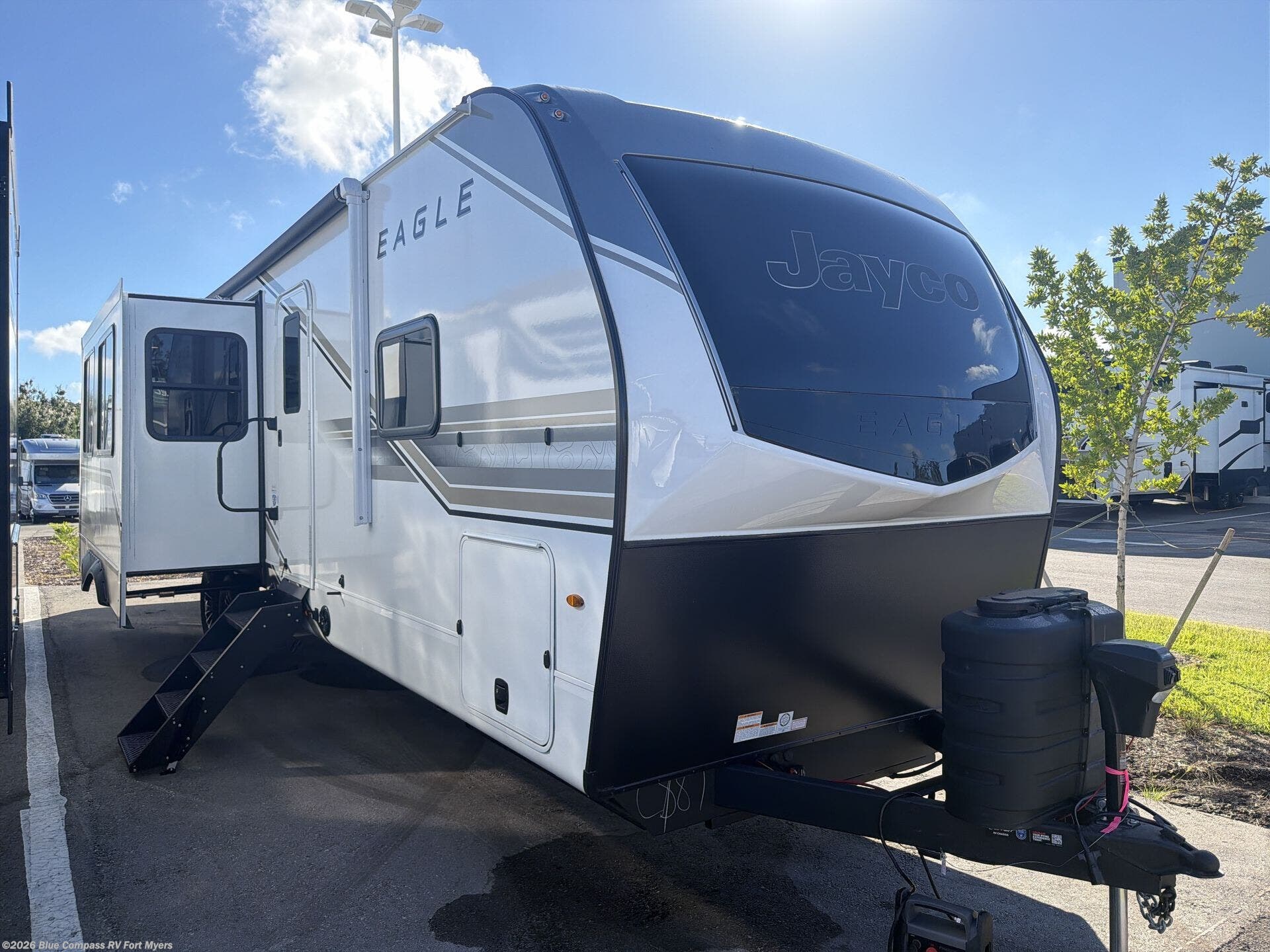 New 2027 Jayco Eagle 312BHOK available in Fort Myers, Florida
