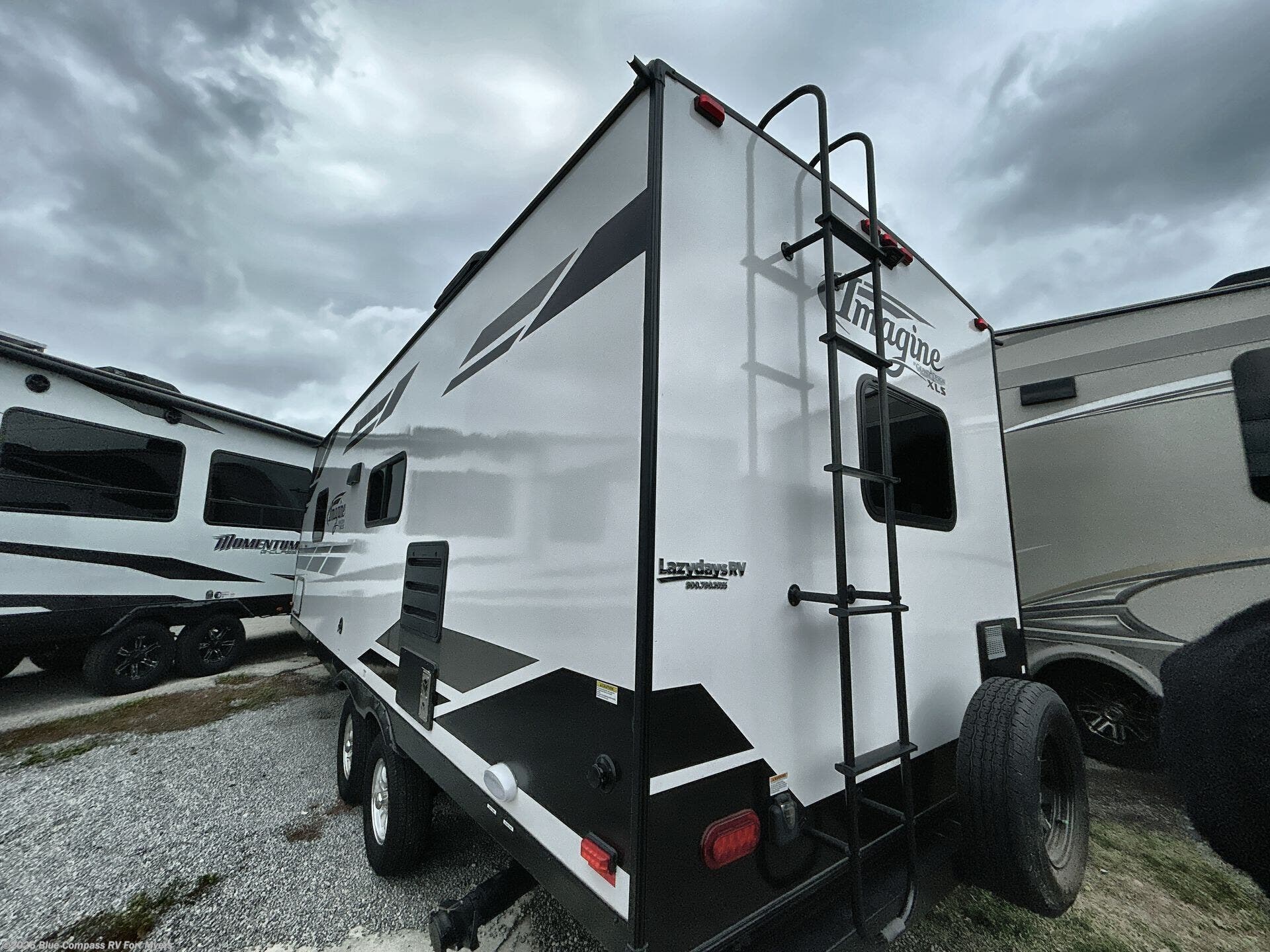 Used 2021  Grand Design Imagine XLS 22RBE by Grand Design from Blue Compass RV Fort Myers in Fort Myers, FL