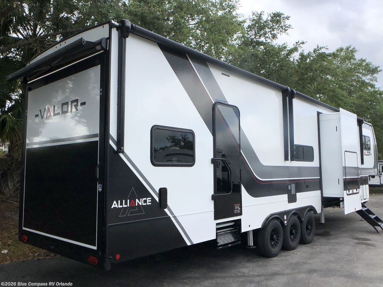 New 2025 Alliance RV Valor 40V13 available in Casselberry, Florida