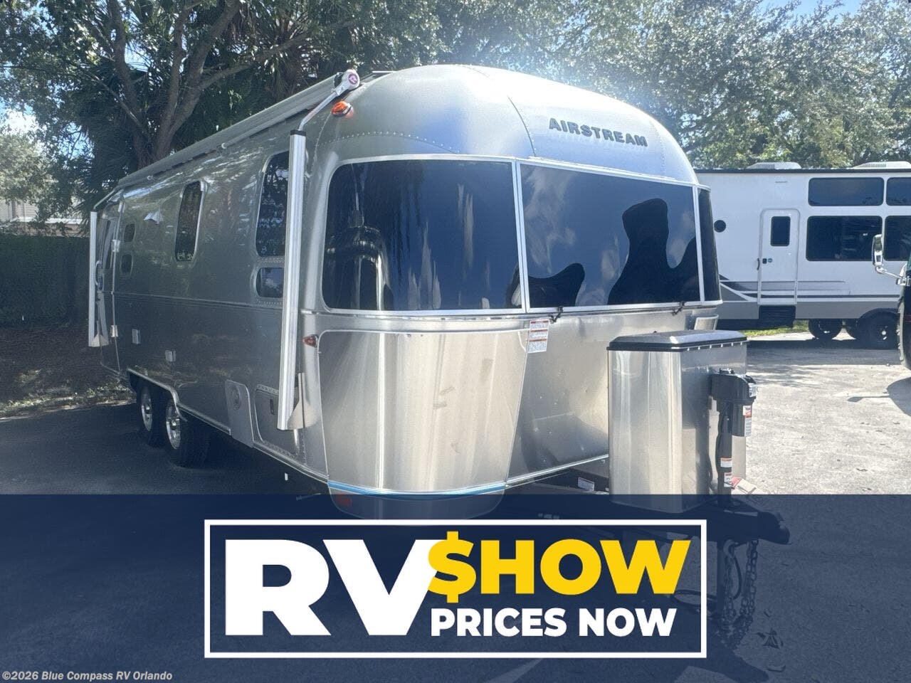 New 2026 Airstream Globetrotter 25FB available in Casselberry, Florida