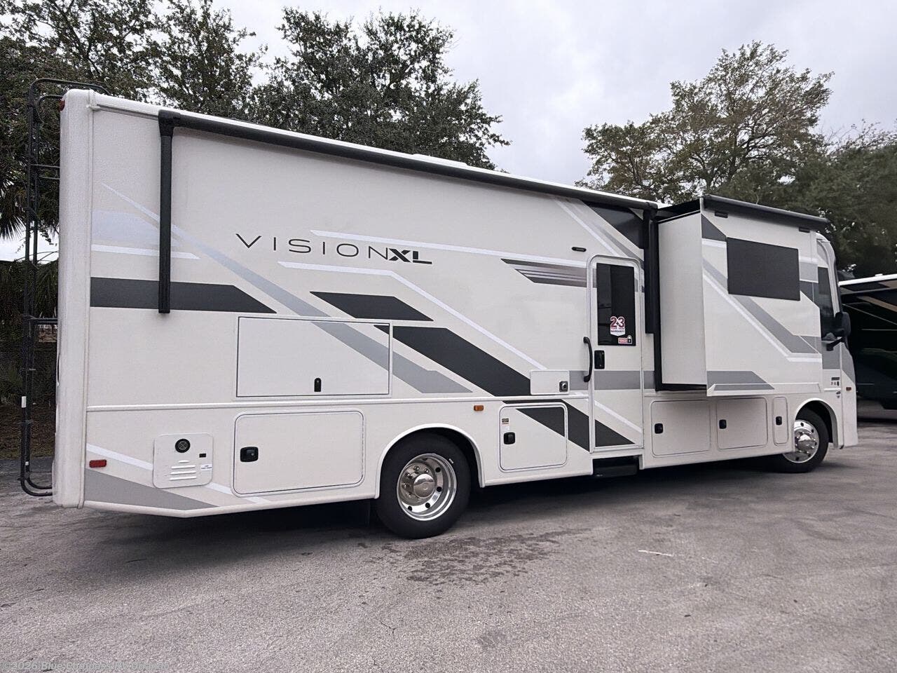 New 2026 Entegra Coach Vision XL 31UL available in Casselberry, Florida