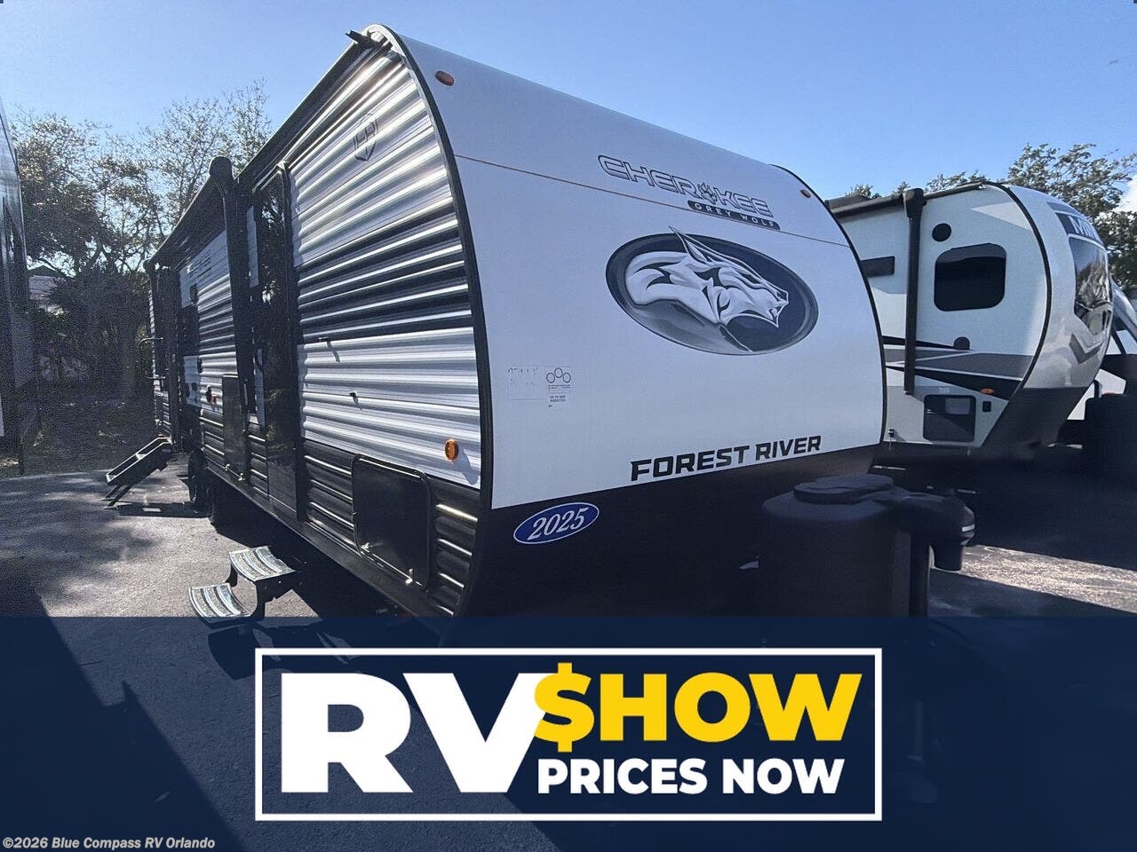 Used 2025 Forest River Cherokee Grey Wolf 27DBH available in Casselberry, Florida