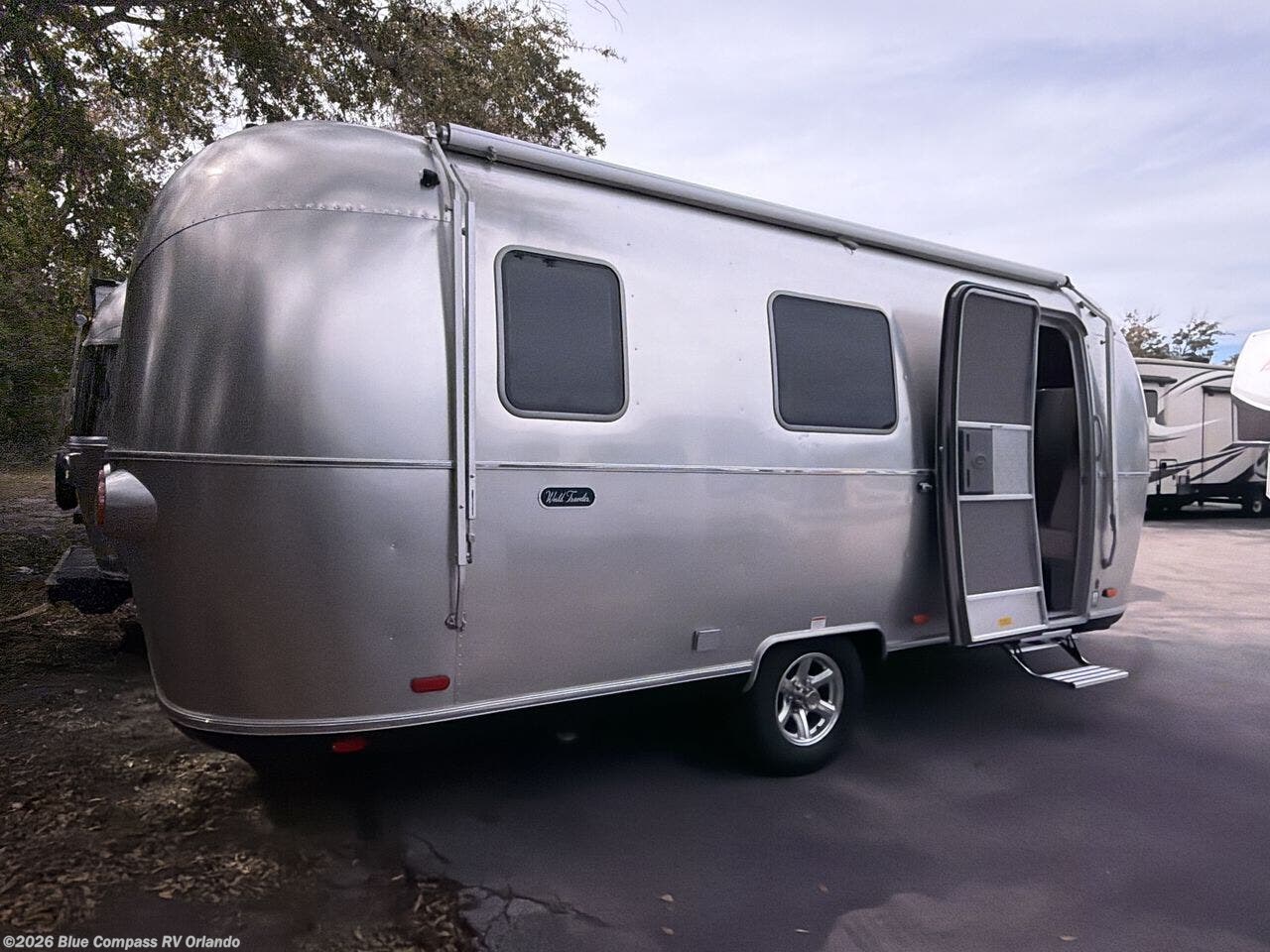 New 2026 Airstream Traveler World  22RB available in Casselberry, Florida
