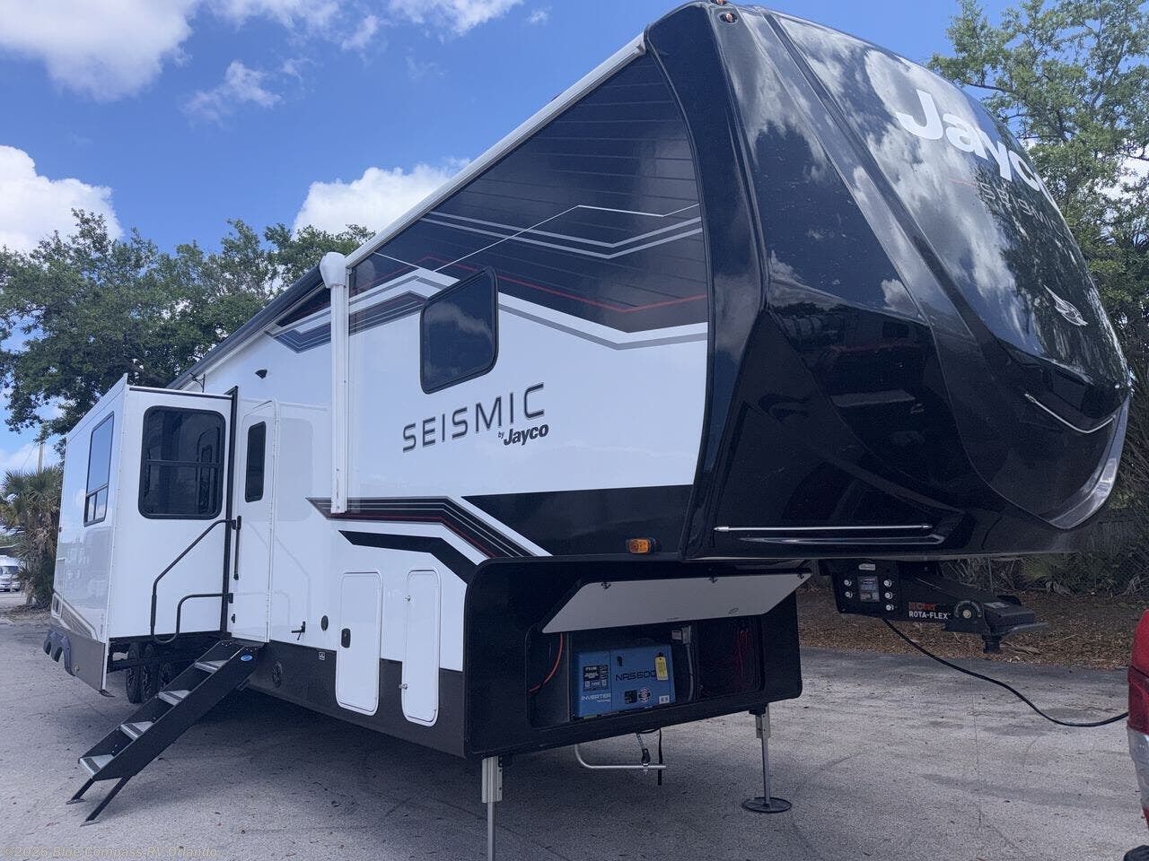 New 2026 Jayco Seismic 399 available in Casselberry, Florida