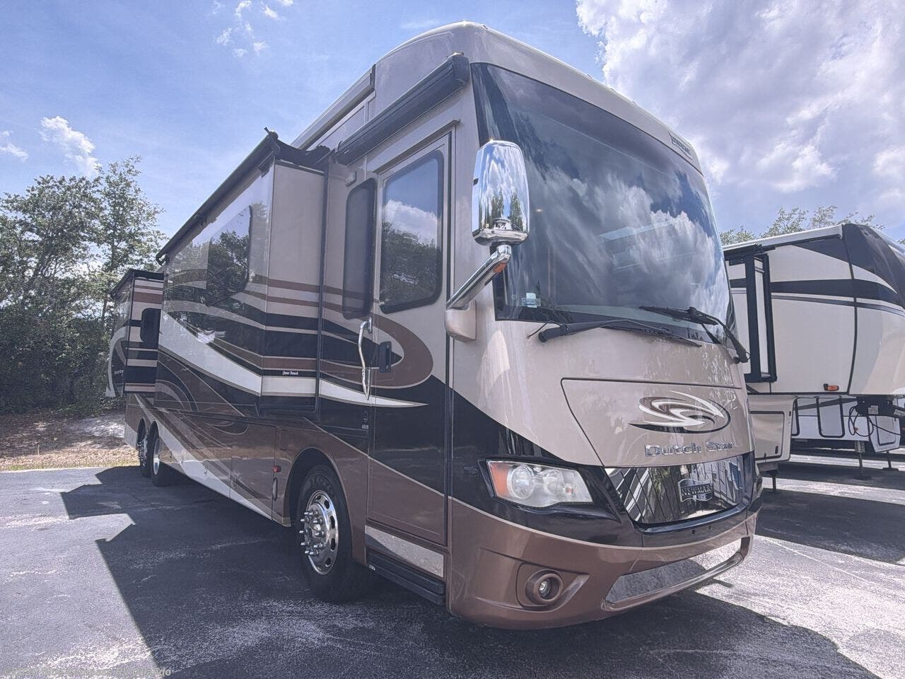 Used 2016 Newmar Dutch Star 4018 available in Casselberry, Florida