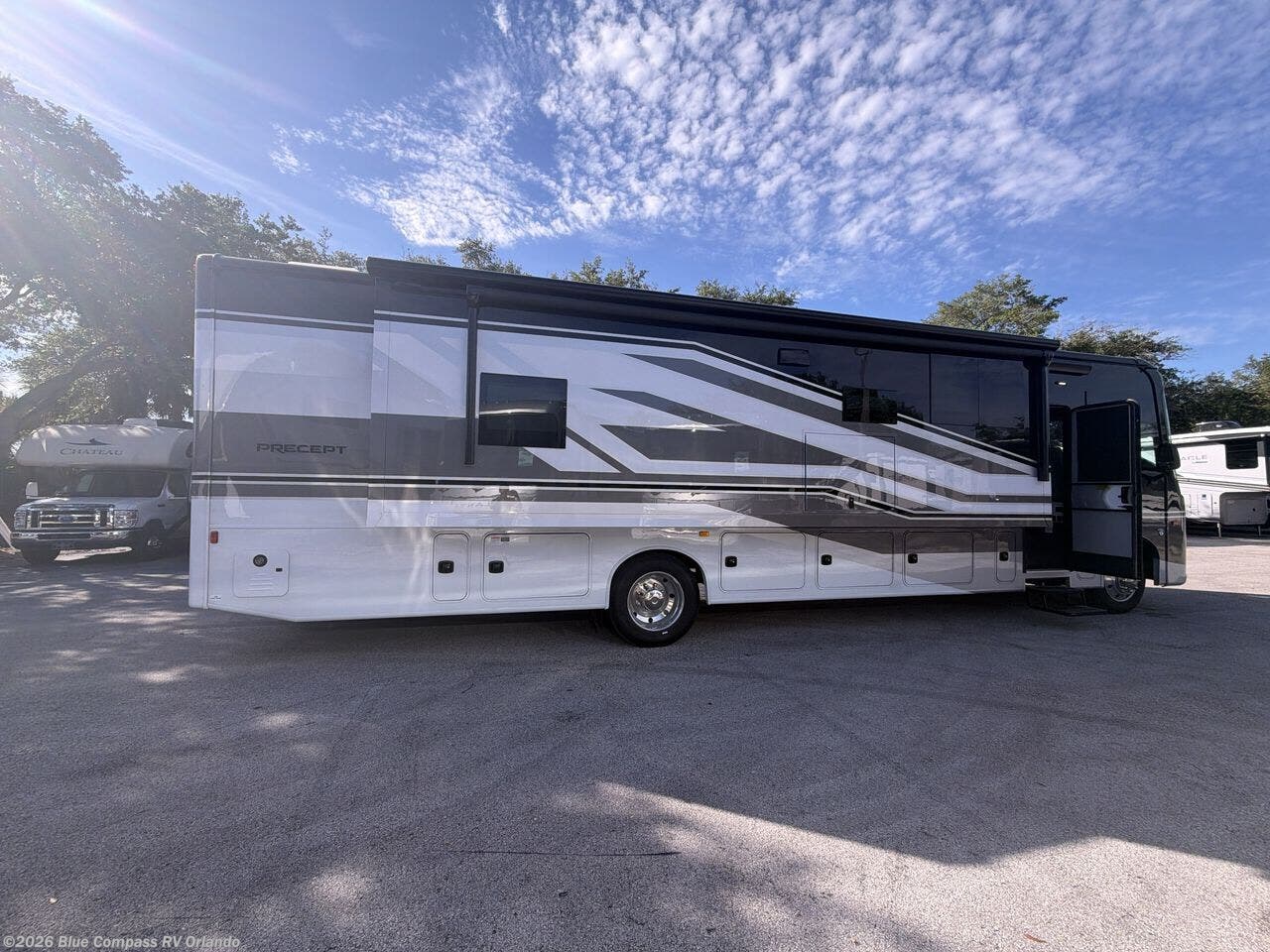 New 2026 Jayco Precept 36C available in Casselberry, Florida
