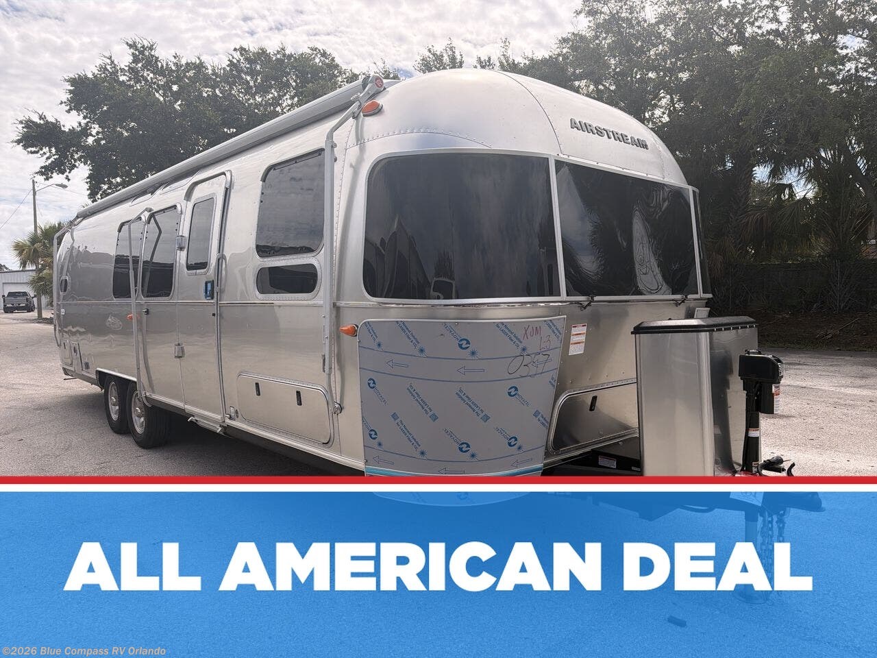 New 2026 Airstream Flying Cloud 30FB Bunk Twin available in Casselberry, Florida