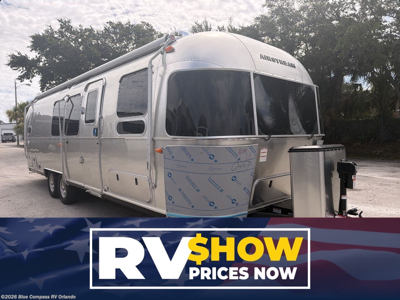 New 2026 Airstream Flying Cloud 30FB Bunk Twin available in Casselberry, Florida