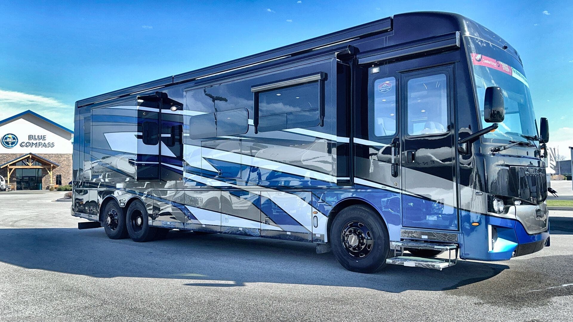 Used 2025 Newmar Dutch Star 4081 available in Casselberry, Florida