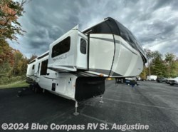 New 2025 Jayco Pinnacle 38FLGS available in St. Augustine, Florida