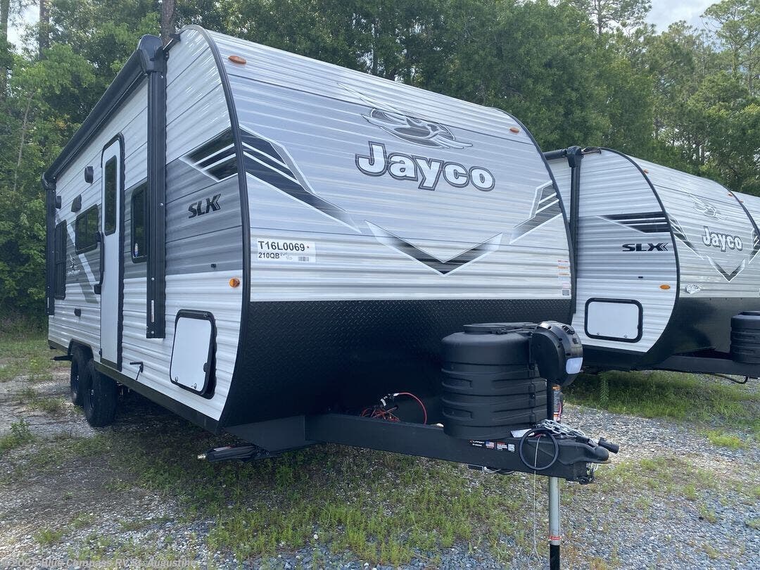 New 2025 Jayco Jay Flight SLX 210QB available in St. Augustine, Florida