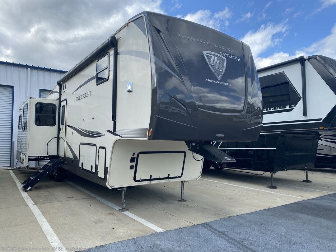 Used 2021 Vanleigh PineCrest 335RLP available in St. Augustine, Florida