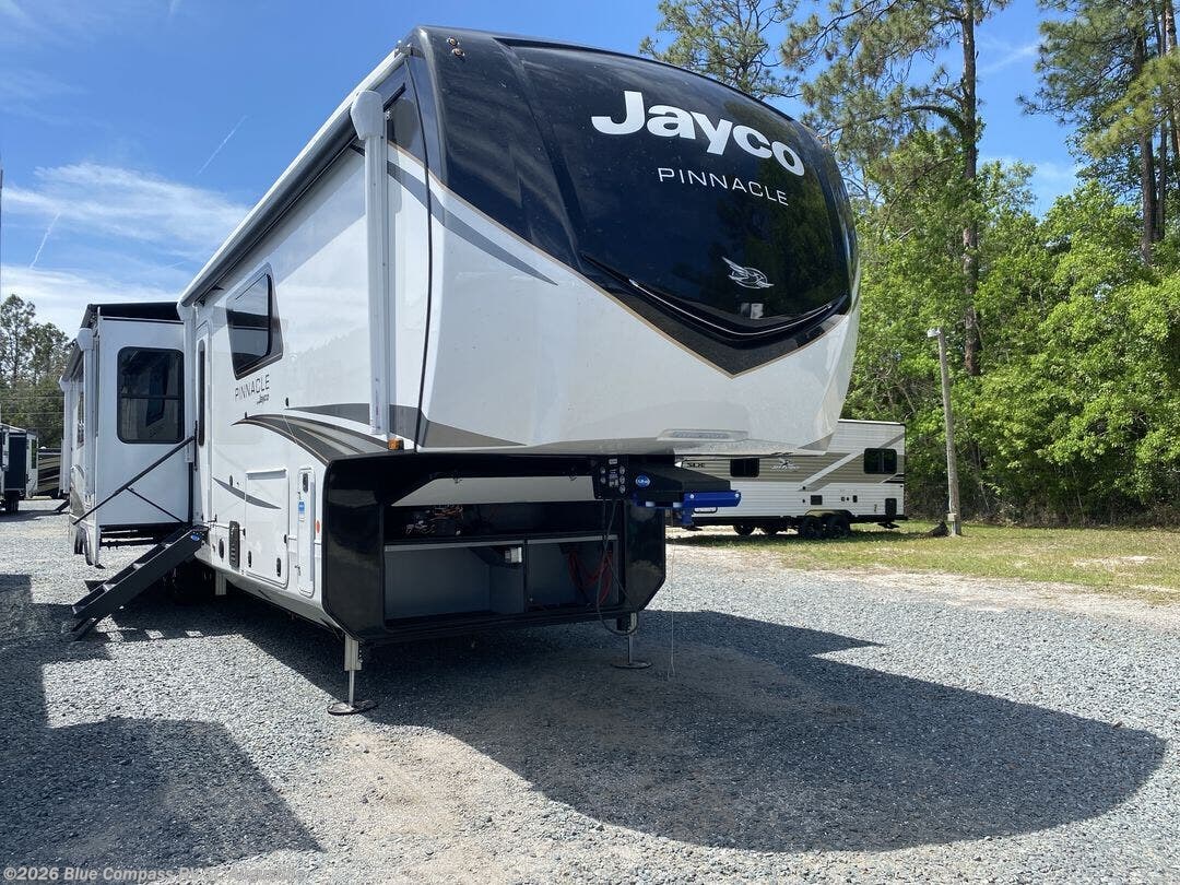 New 2026 Jayco Pinnacle 38FBRK available in St. Augustine, Florida