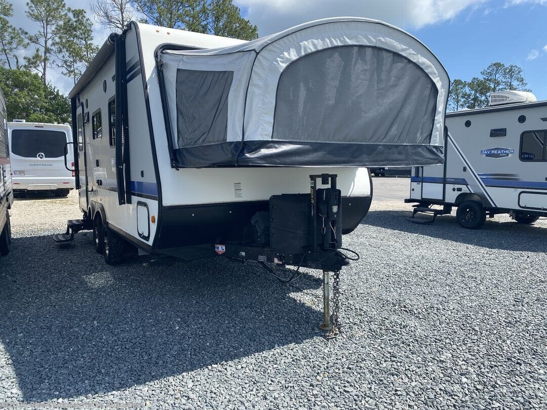 Used 2019 Jayco Jay Feather X19H available in St. Augustine, Florida